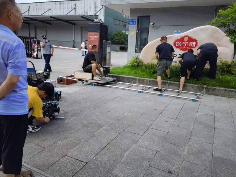 新都区广告片拍摄公司核心优势：全流程服务，让品牌广告片省心更出彩
